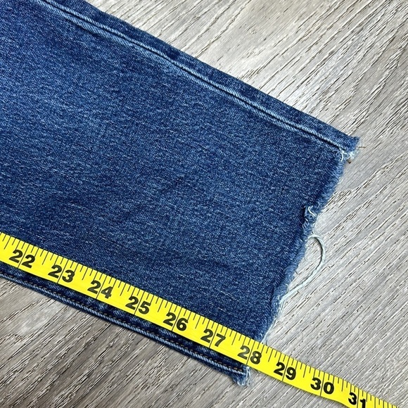 Joe’s Jeans High Rise Raw Hem Curvy Straight Leg Jeans Blue Women’s Sz 31 - Picture 10 of 11